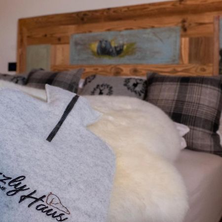 Bed and Breakfast Grizzly Haus & Frosch Restaurant - Teritoria Varena Exteriér fotografie