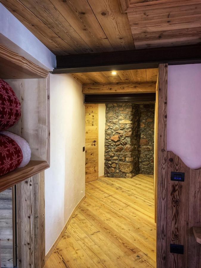Bed and Breakfast Grizzly Haus & Frosch Restaurant - Teritoria Varena Exteriér fotografie