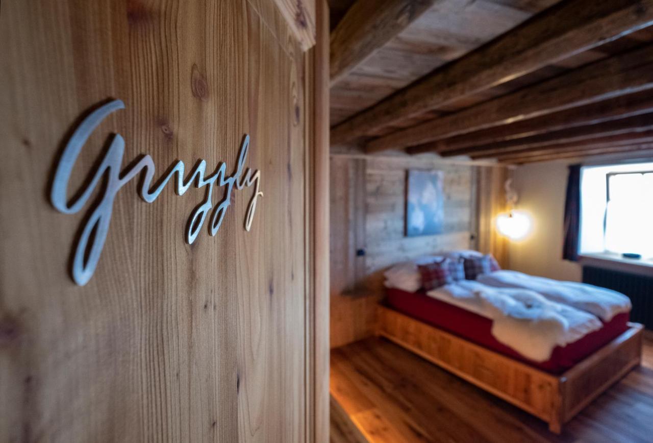 Bed and Breakfast Grizzly Haus & Frosch Restaurant - Teritoria Varena Exteriér fotografie